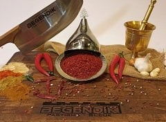 İpek Pul Biber